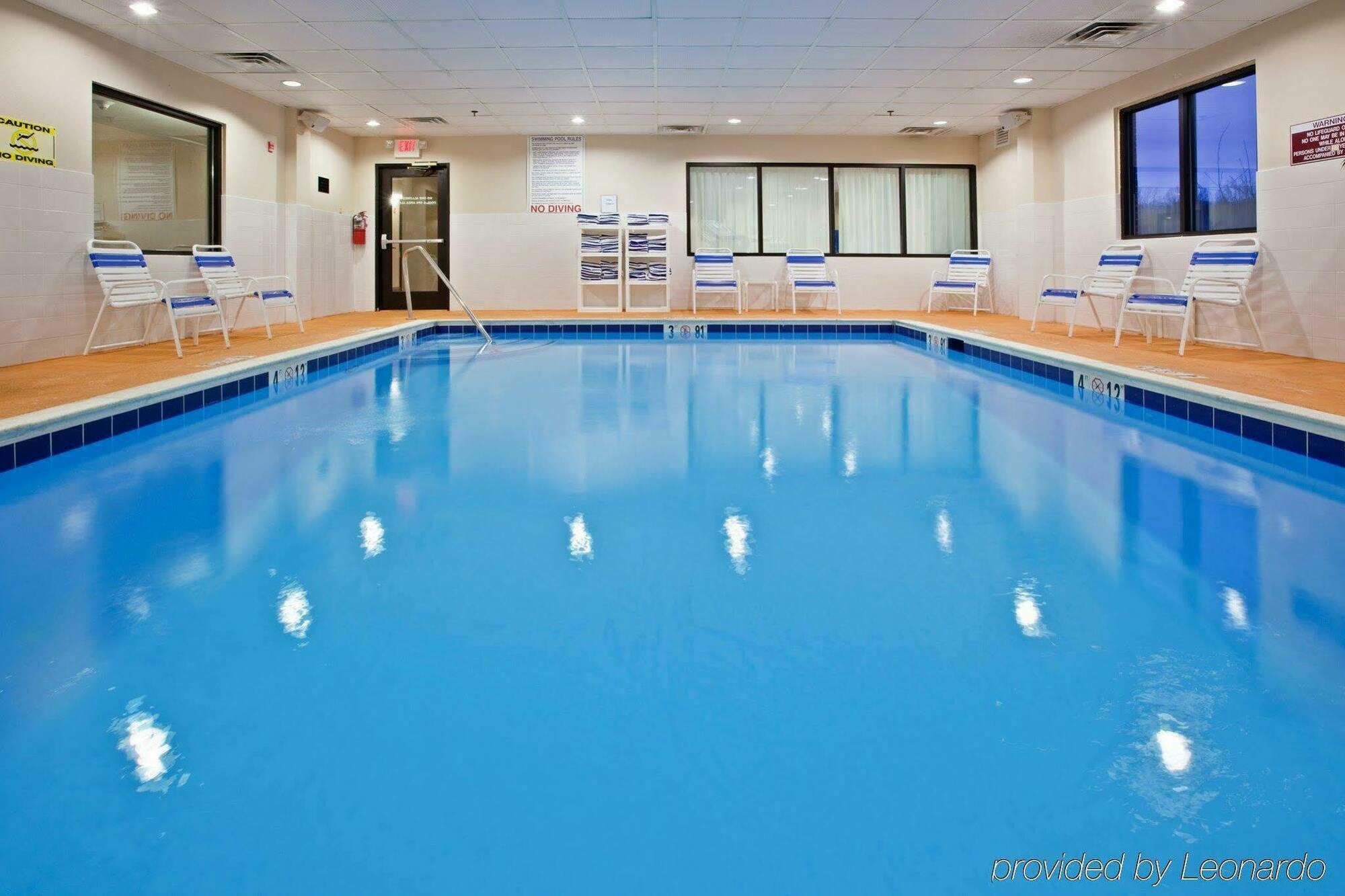 Holiday Inn Express Hotel & Suites Ashland By Ihg Instalações foto